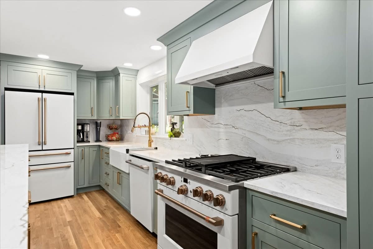 Sage Green Shaker Kitchen — photo 4 of 4